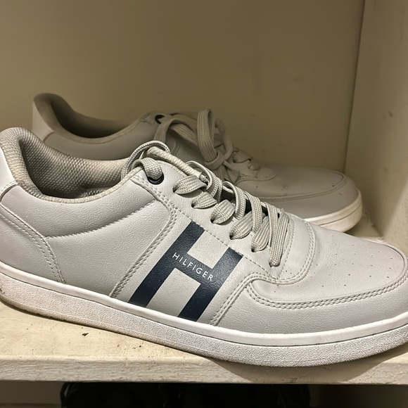Men’s Tommy Hilfiger - Picture 1 of 2